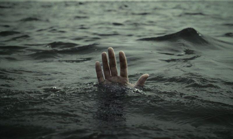 خبرنگاران جسد جوان غرق شده در دهستان قاهان قم از آب بیرون کشیده شد
