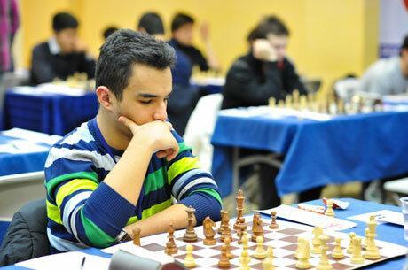 صدر نشینی طباطبایی در دور هشتم مسابقات آزاد شطرنج سوئیس